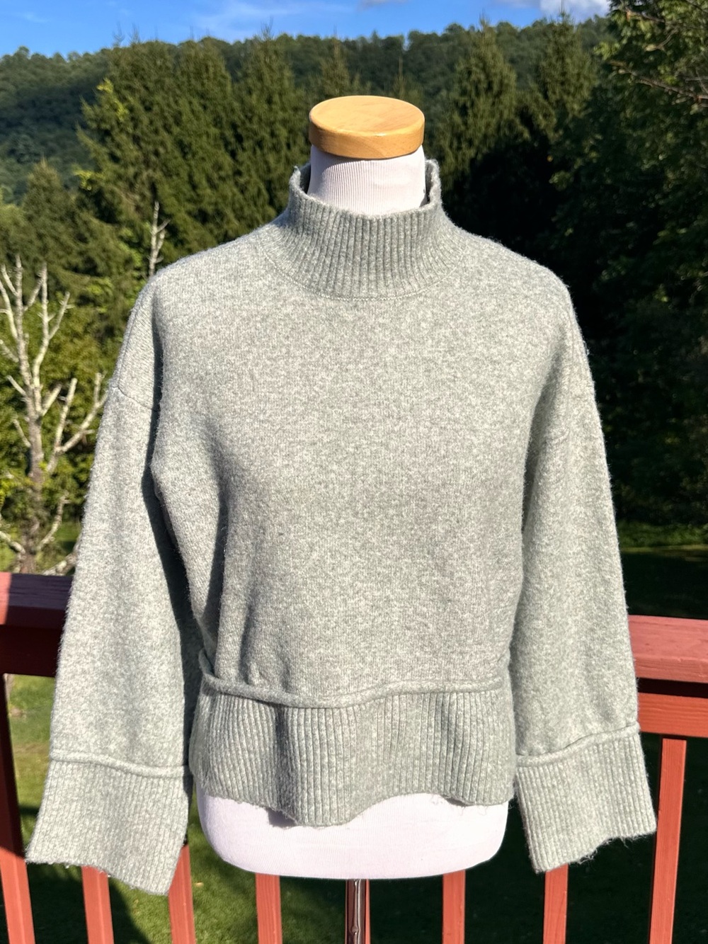Marled Sage Green Chunky Mock Neck Cropped Sweater NWT